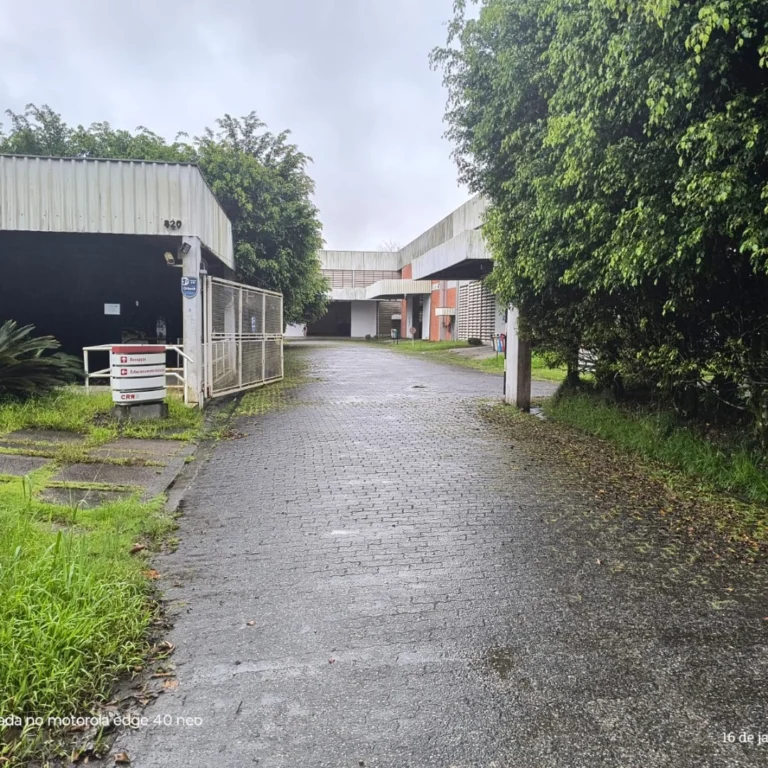 Instagram post from hebromleilao. This post is in position 1.