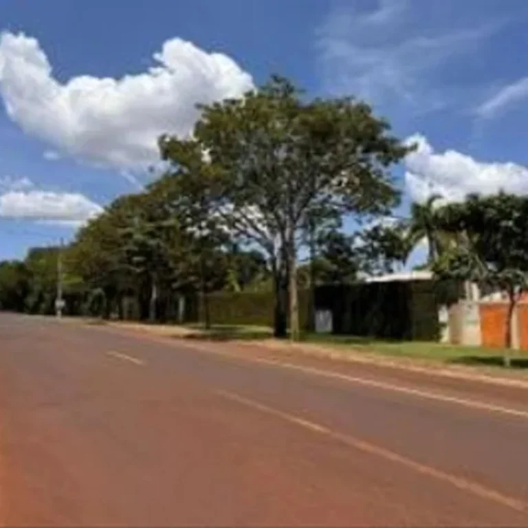 Instagram post from hebromleilao. This post is in position 2.